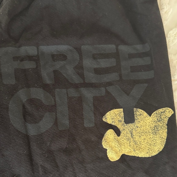 FREECITY sweats - Picture 3 of 5